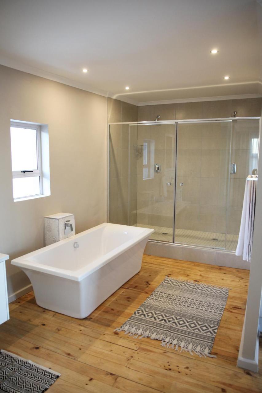Eden Guesthouse B&B Dana Bay Bagian luar foto